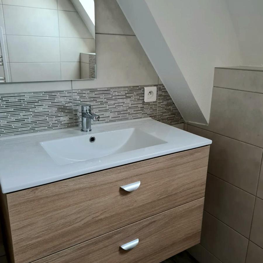 Syra/ Proche Europa Park Appartement *